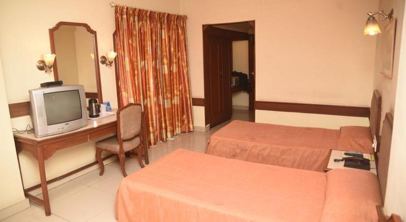 Hotel Maurya Bangalore Exterior foto